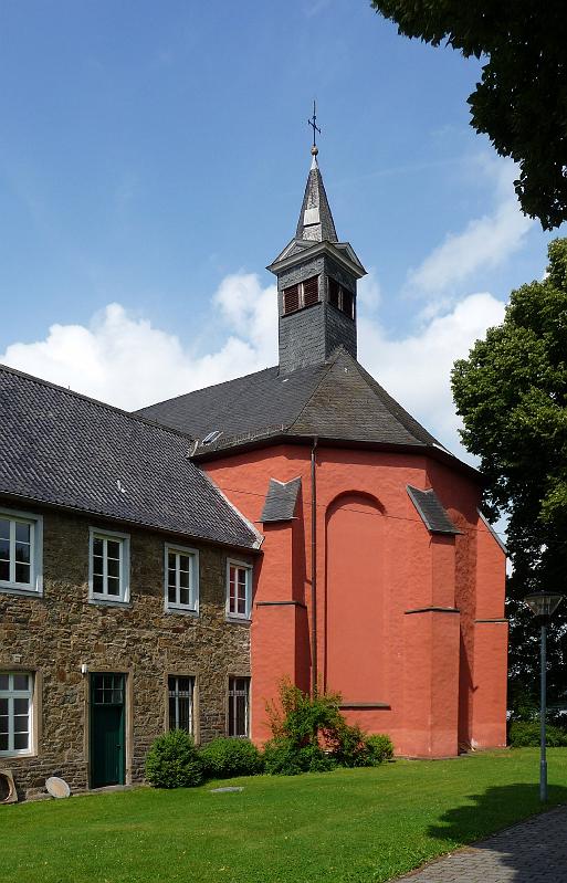 27 Klosterkirche u. Familienbildungsstaette.jpg